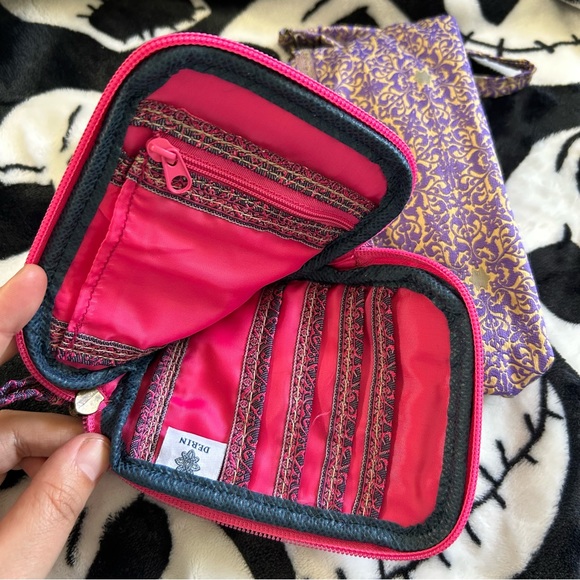 Derin Pouch Bundle - Picture 3 of 4